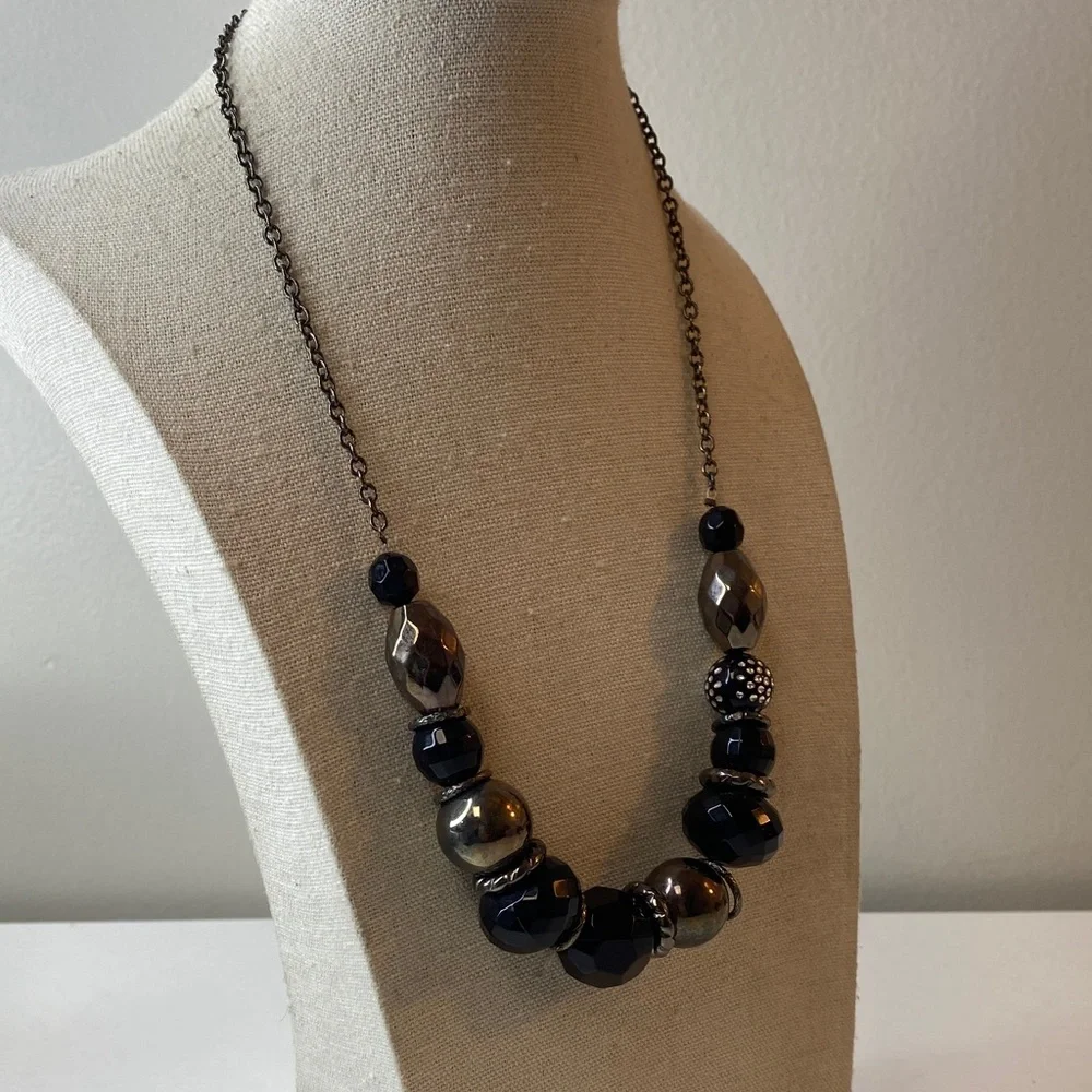 Elegant Black and Silver Beaded Necklace